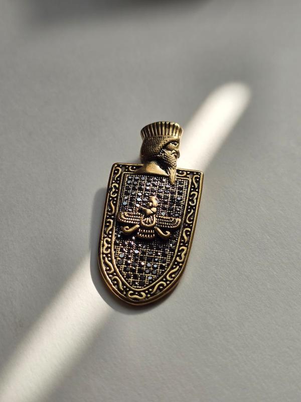 گردنبند سپر گارد جاویدان 