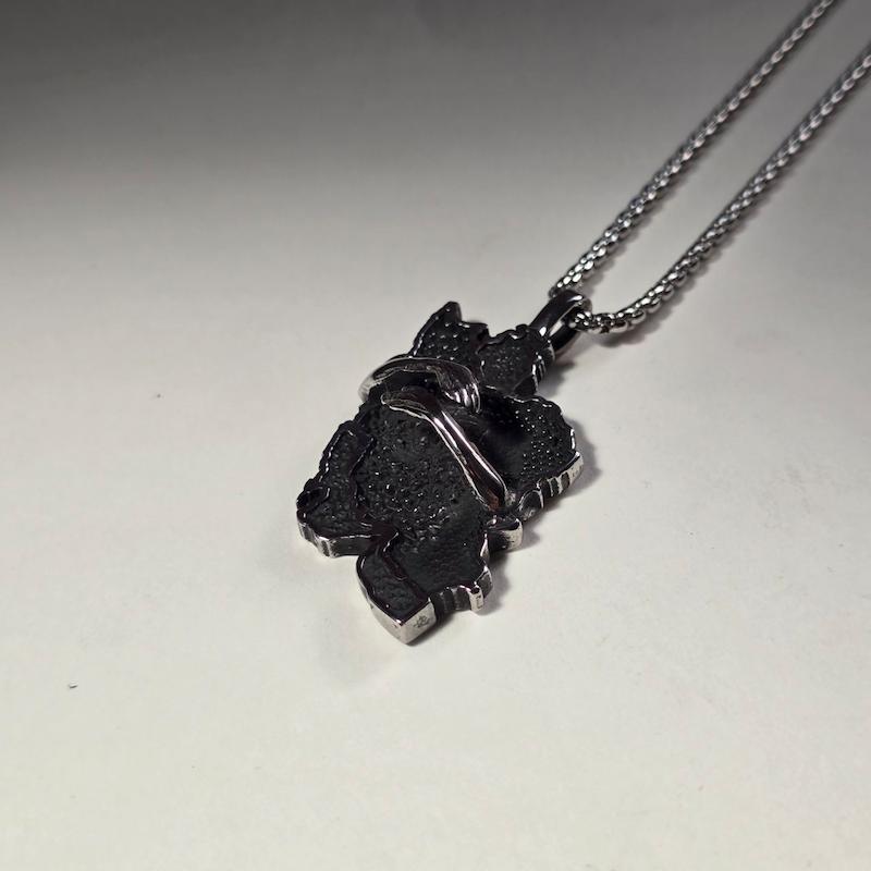 گردنبند ایران من 