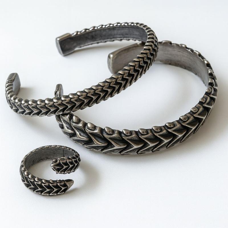 ست بنگل و انگشتر پوست اژدها 