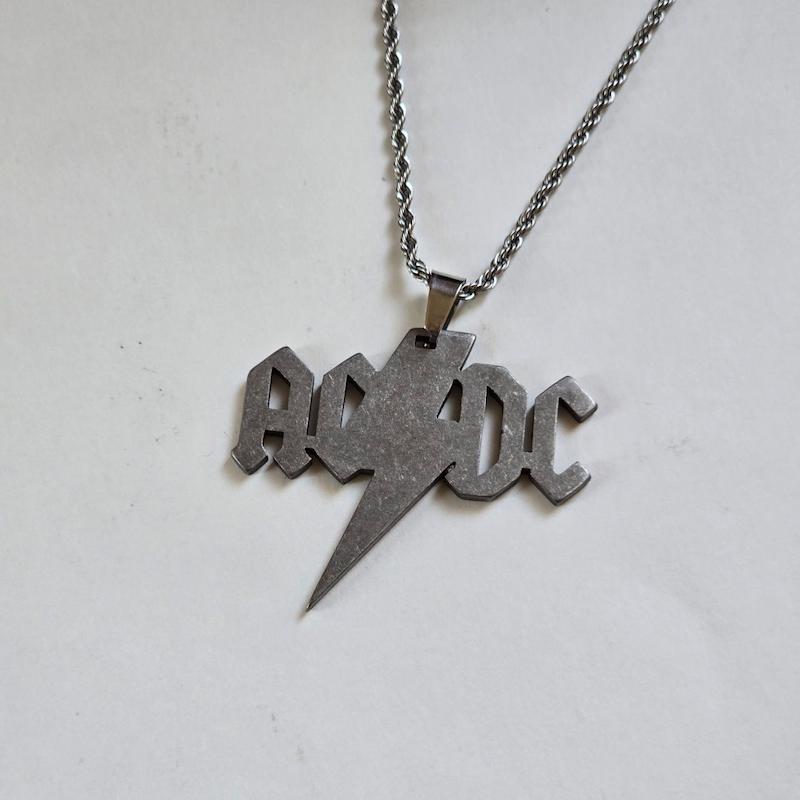 گردنبند ACDC
