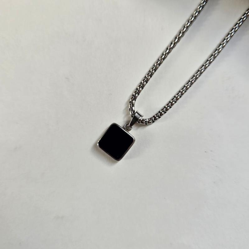 گردنبند اونیکس 