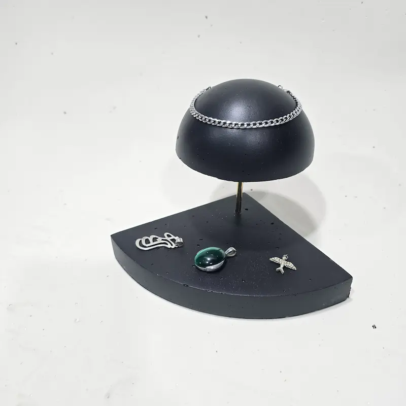 D20
