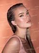 هایلایتر مایع glow bloom شیگلم SHEGLAM رنگ vanilla frost 
