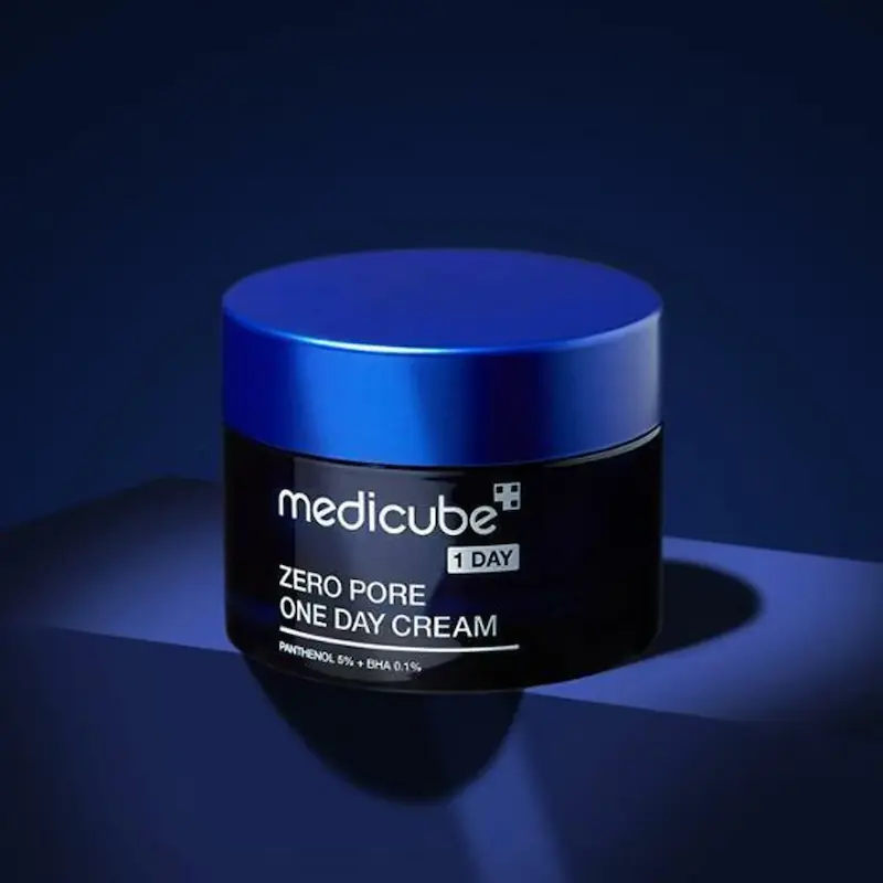 کرم جمع کننده منافذ یک روزه مدی کیوب Medicube