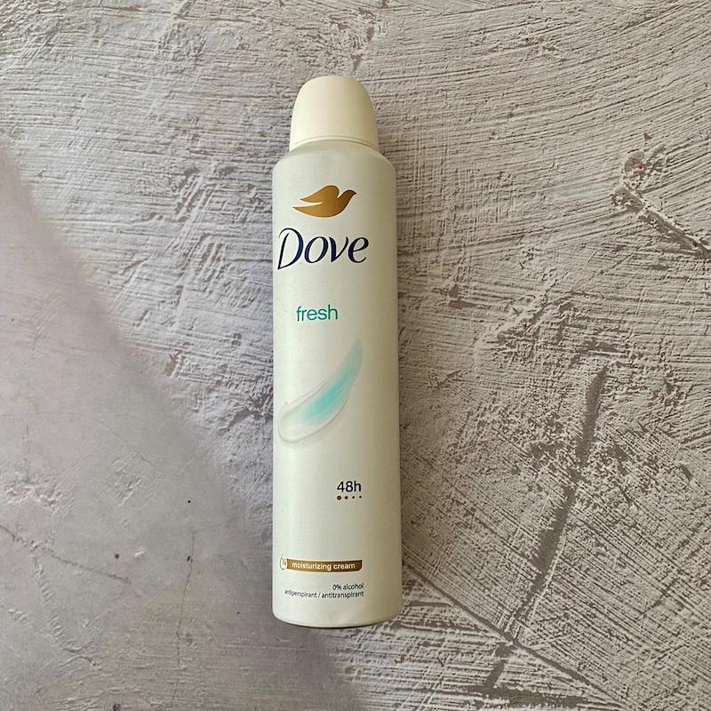 اسپری بدن زنانه داو با رایحه فرش Dove