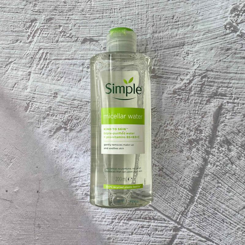 میسلارواتر سیمپل