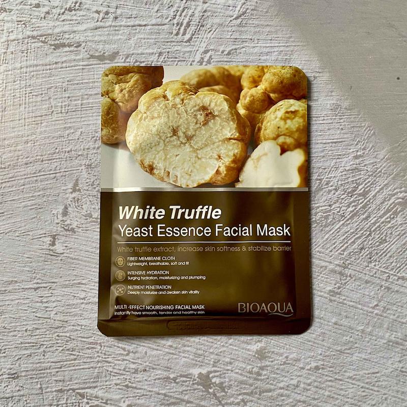 ماسک ورقه ای صورت مدل وایت ترافل بیوآکوا Bioaqua