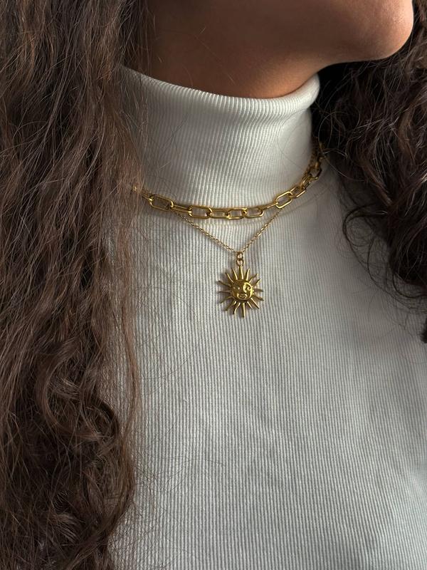 گردنبند دولاین خورشید