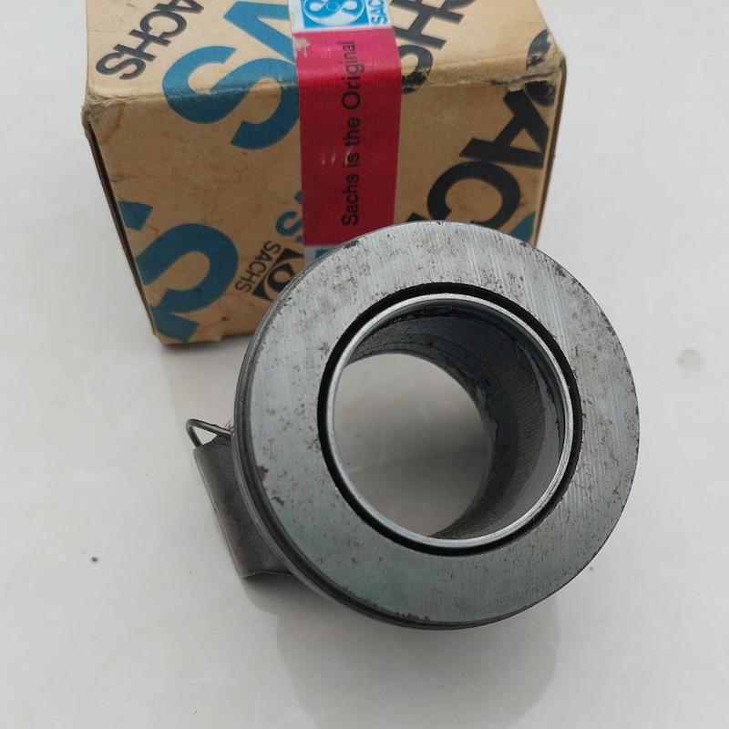 بلبرینگ کلاچ 2002 