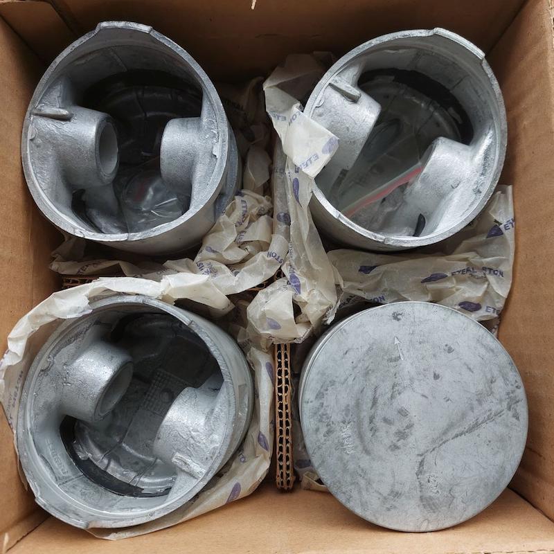 پیستون  M10 2000