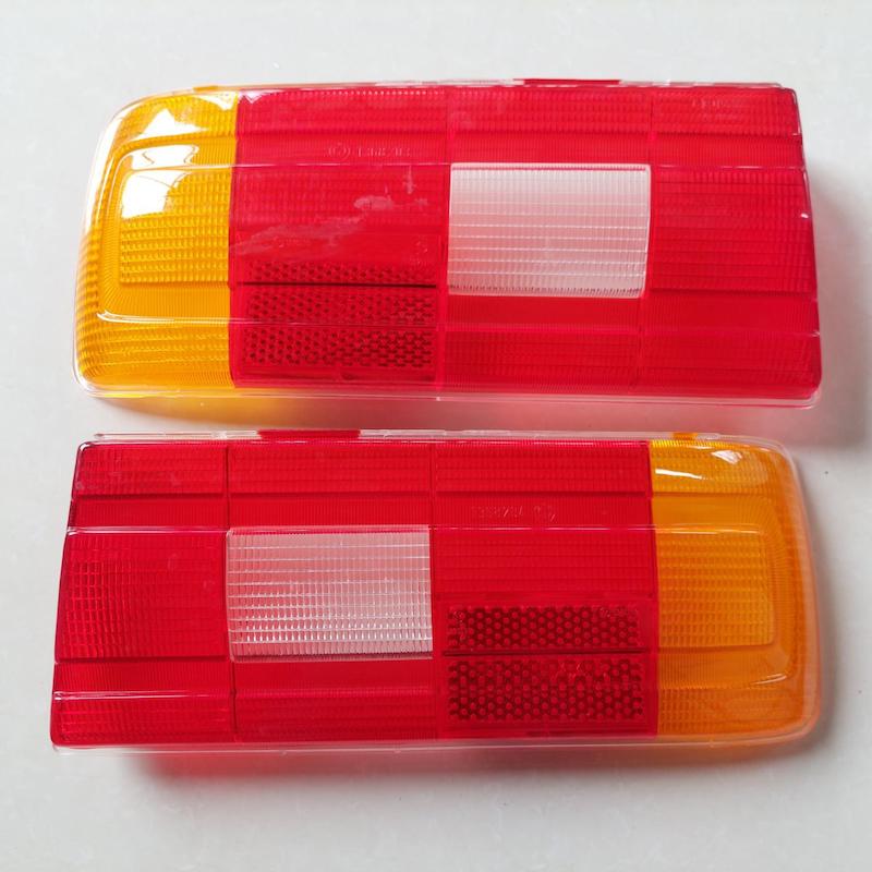 طلق چراغ عقب E12