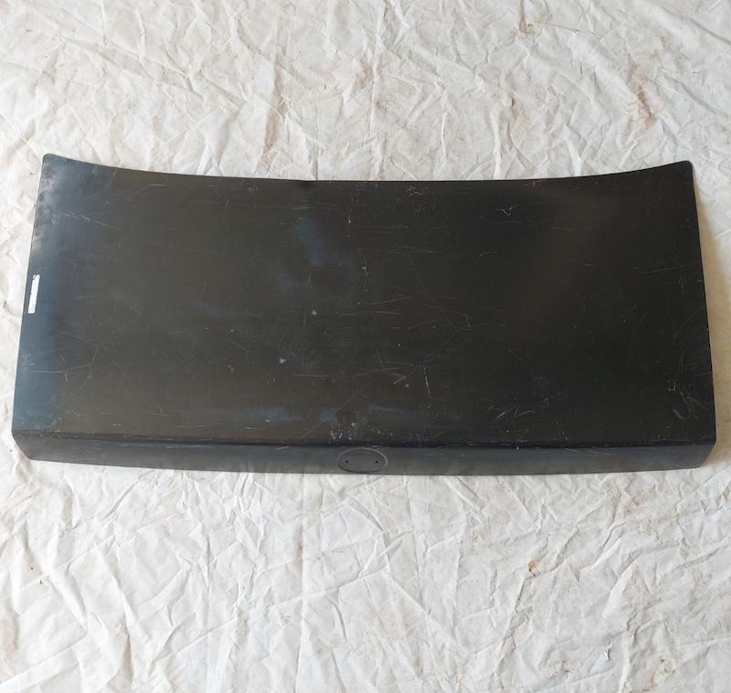 درب صندوق عقب E30