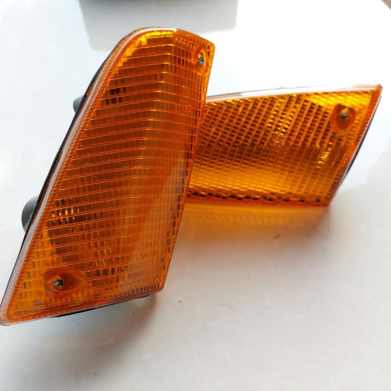 چراغ راهنما E21