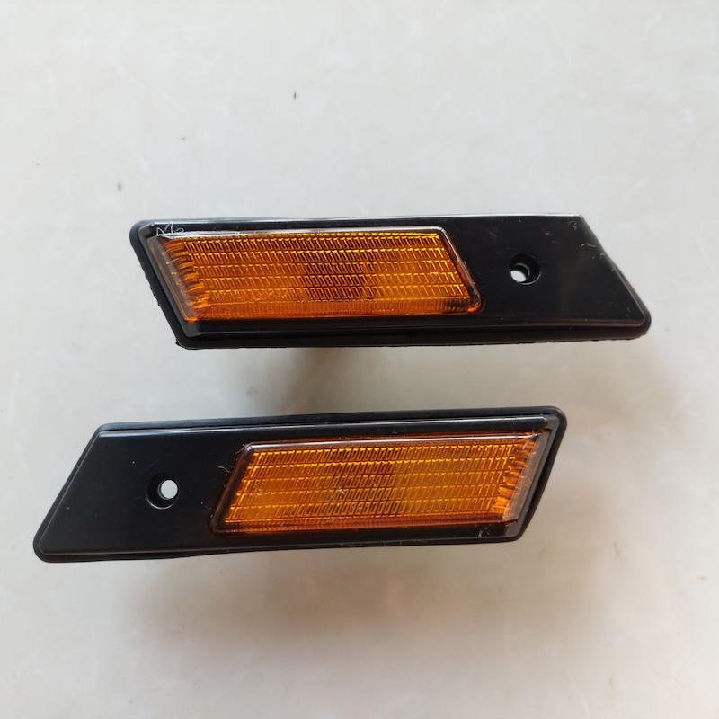 چراغ راهنما گلگیر جلو نارنجی E34 & E36 