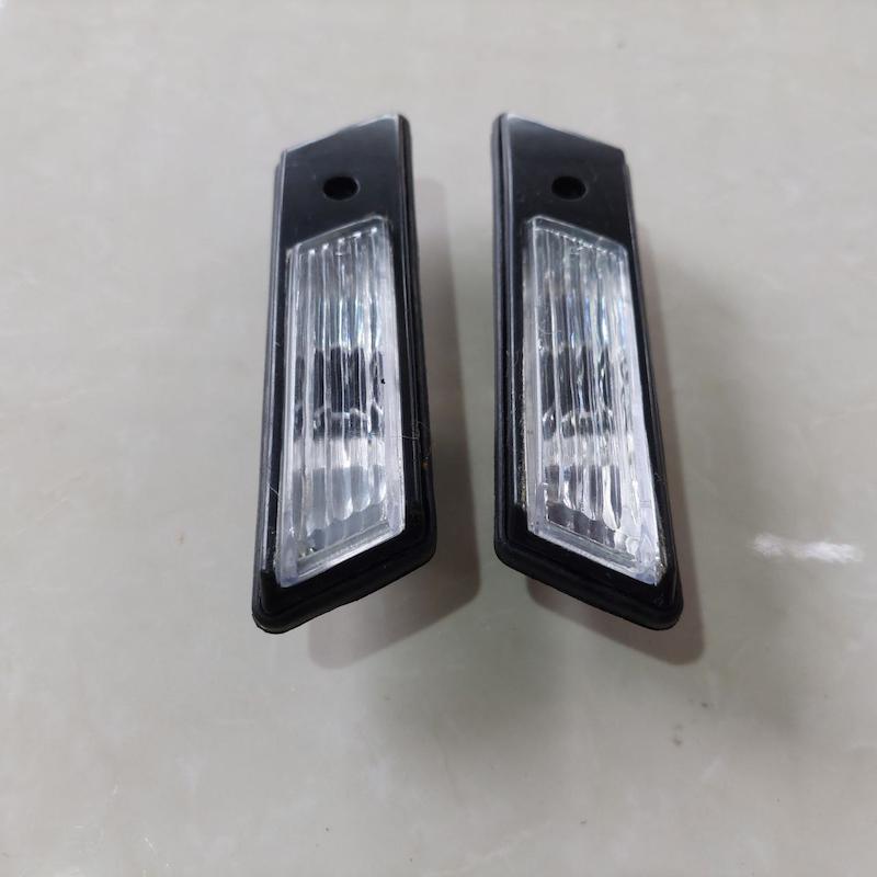 چراغ راهنماگلگیر جلو سفید E34 و E36 