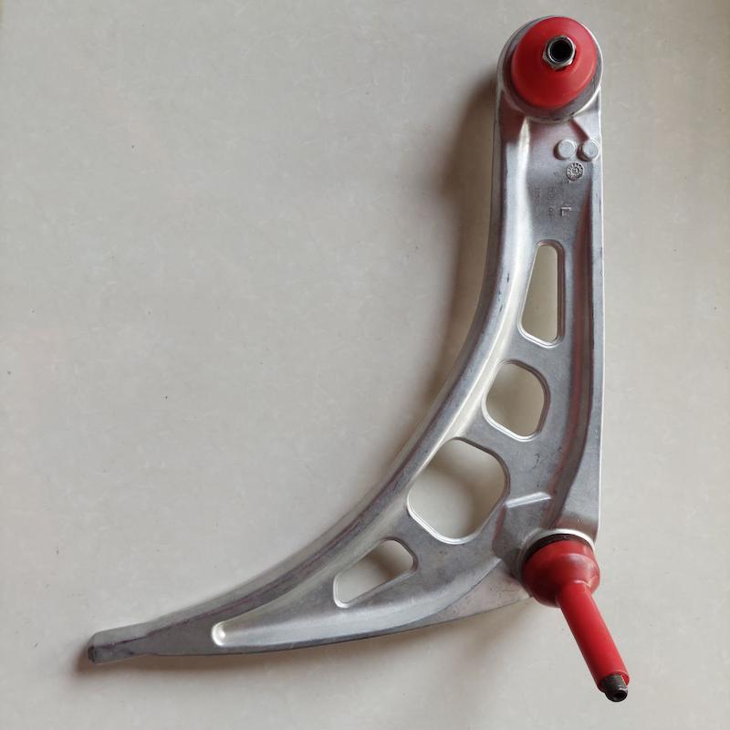 طبق سمت چپ E46 febi 