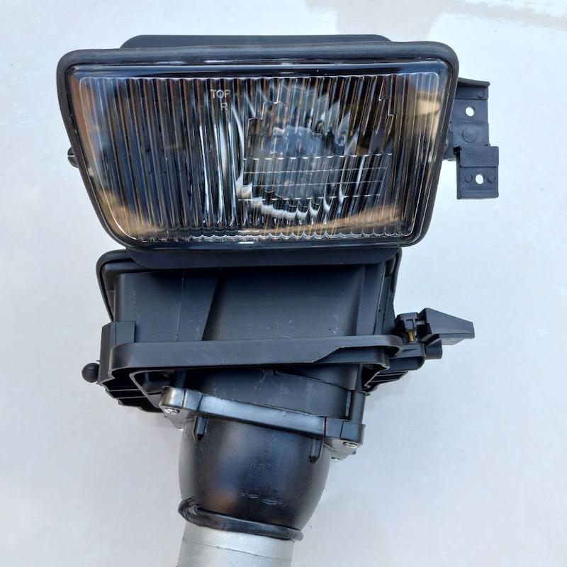 مه شکن سپر جلو E34