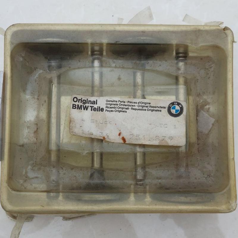 سوپاپ سرسیلندر M10