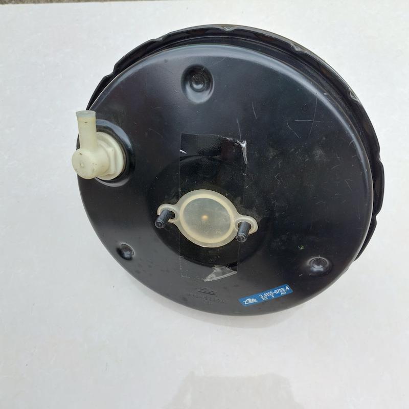 بوستر ترمز E12