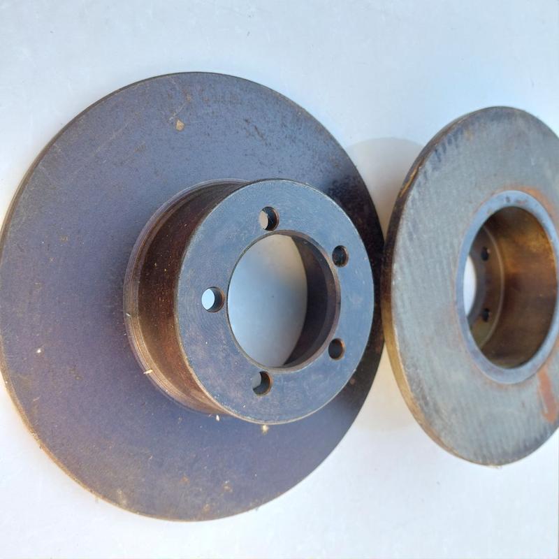 دیسک ترمز جلو E12