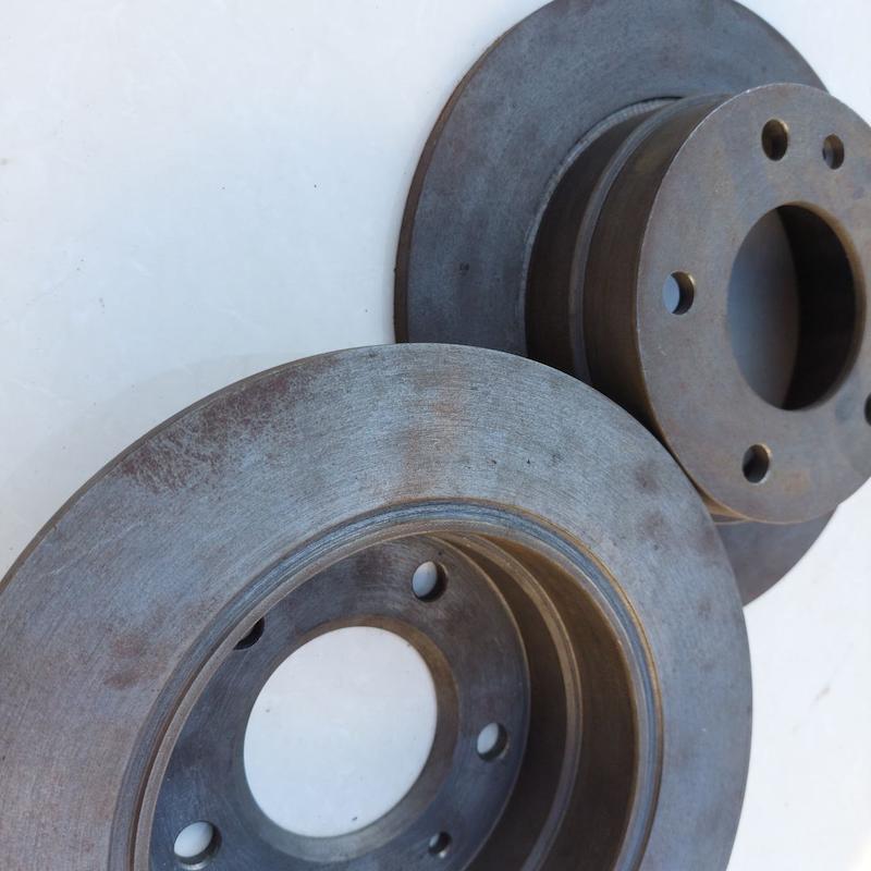 دیسک ترمز عقب E12