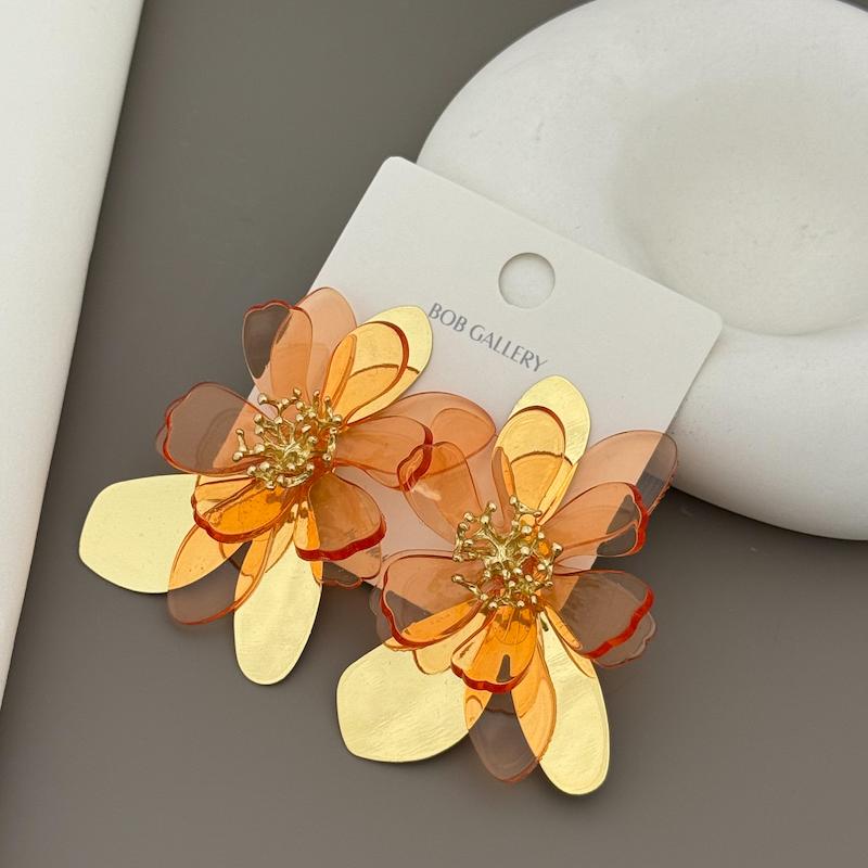 گوشواره گل طرح زارا