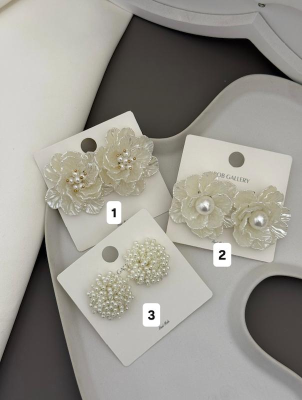 گوشواره سفید