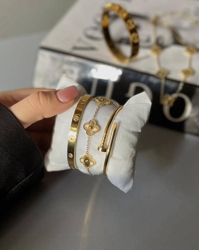 دستبند میخی٫ ونکلیف٫ کارتیه لاو جدا