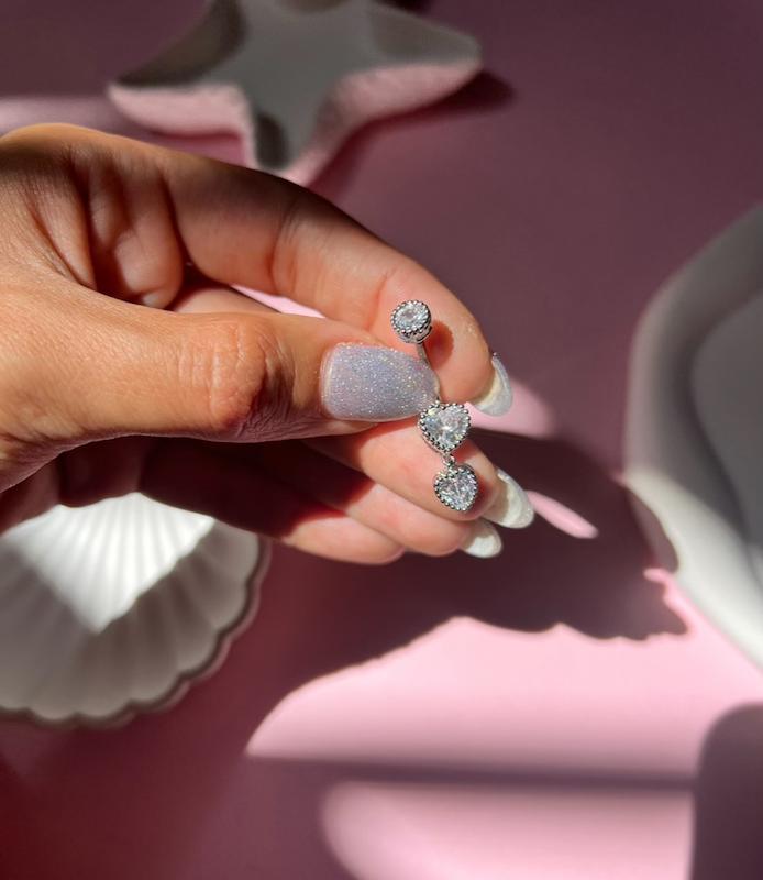 پیرسینگ واقعی ناف اویز دار