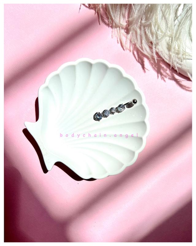 پیرسینگ واقعی ناف ا‌ویز دار