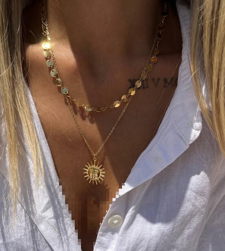 گردنبند متصل خورشیدی