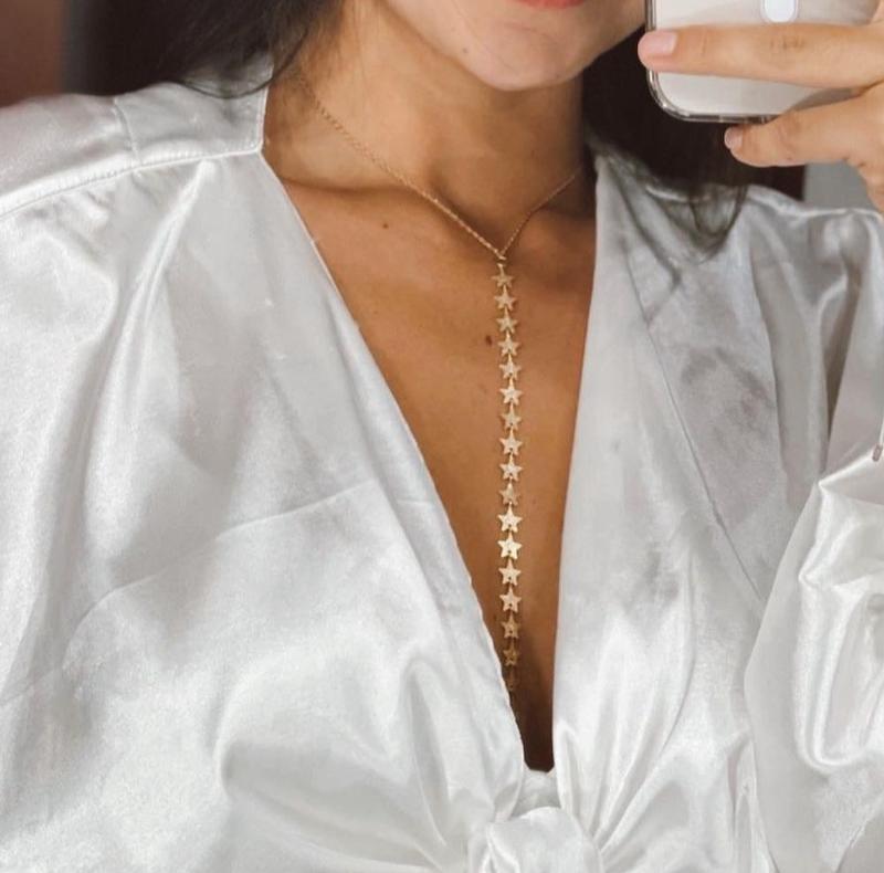 آویز سینه ستاره ای