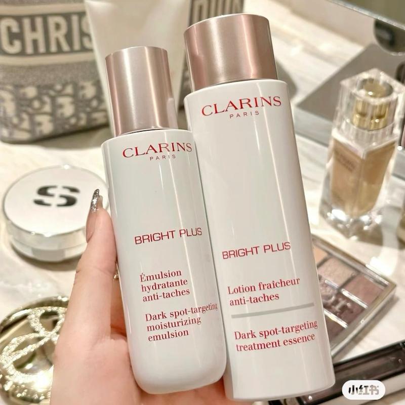 جوانساز و ضد لک و روشن کننده پوست کلارنس