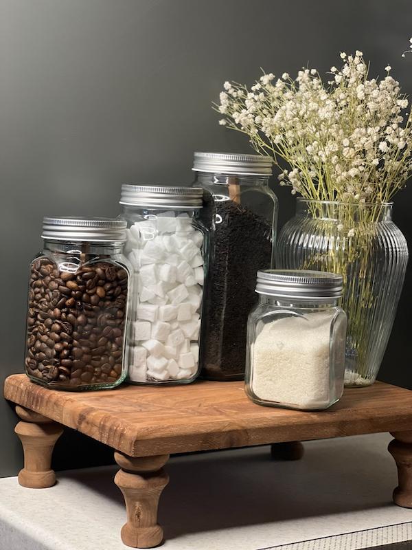 در کانتینری مکعبی ۹ سانتی