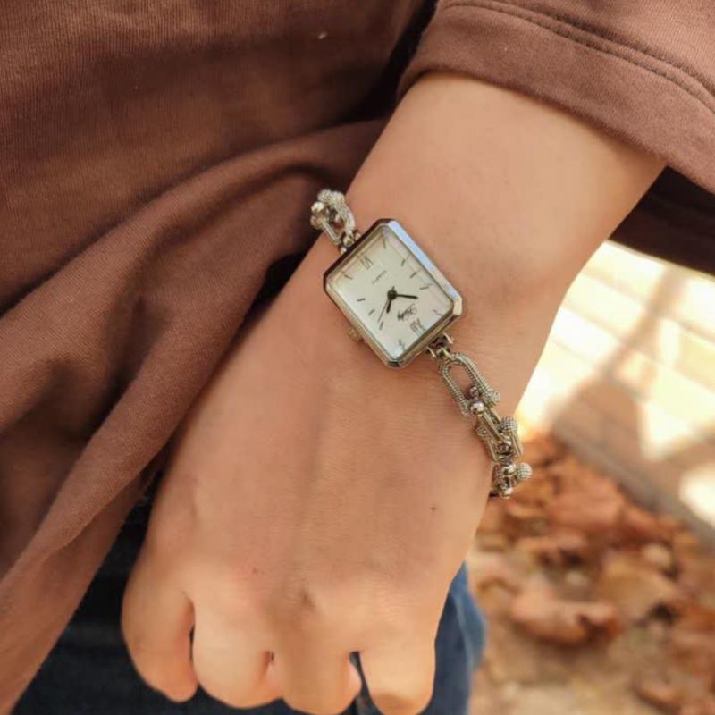 سلاعت زنانه بند تیفانی هایدی 