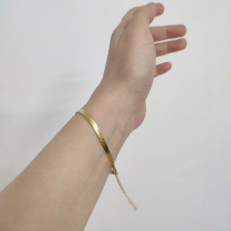 دستبند ماری طلایی استیل 