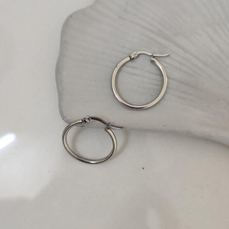 گوشواره حلقه ای استیل نقره ای 