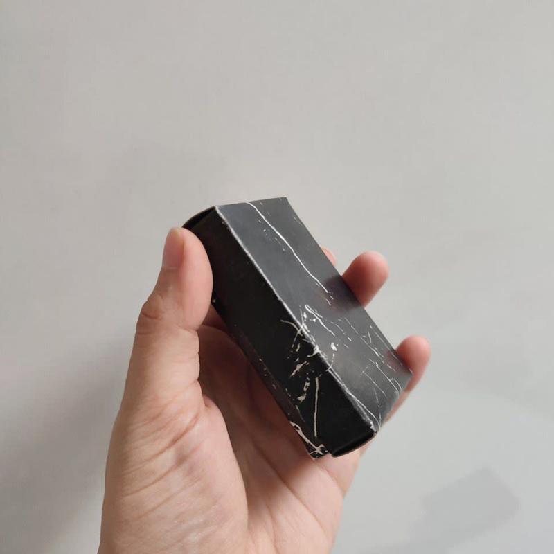 باکس ماربل مشکی نیمستی سایز کوچک