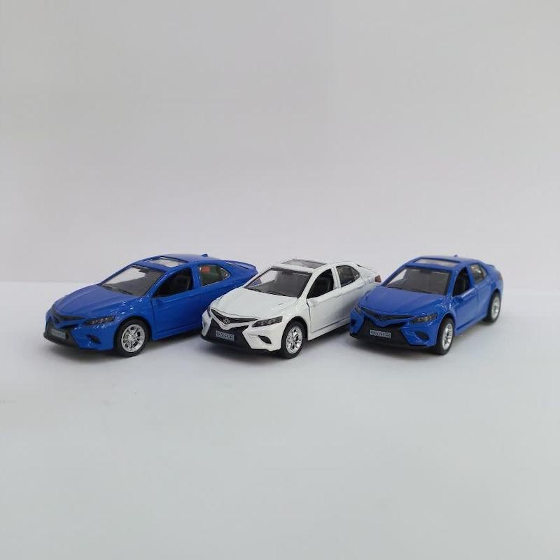 ماشین اسباب بازی تویوتا کوچک