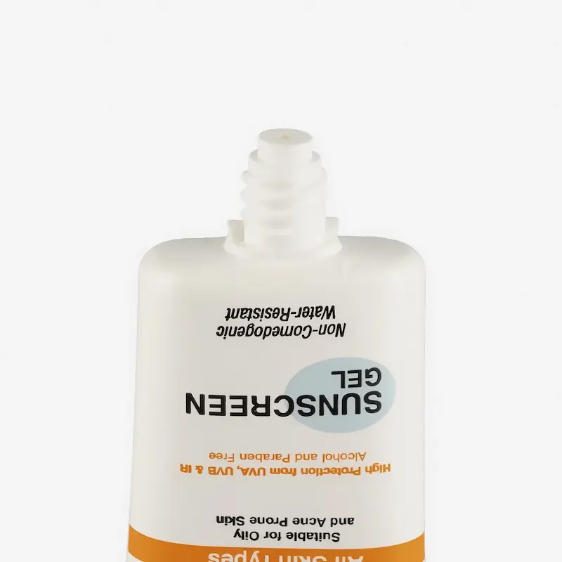 ژل ضد آفتاب فاربن SPF46 مناسب پوست چرب و جوش دار حجم 50 میلی لیتر