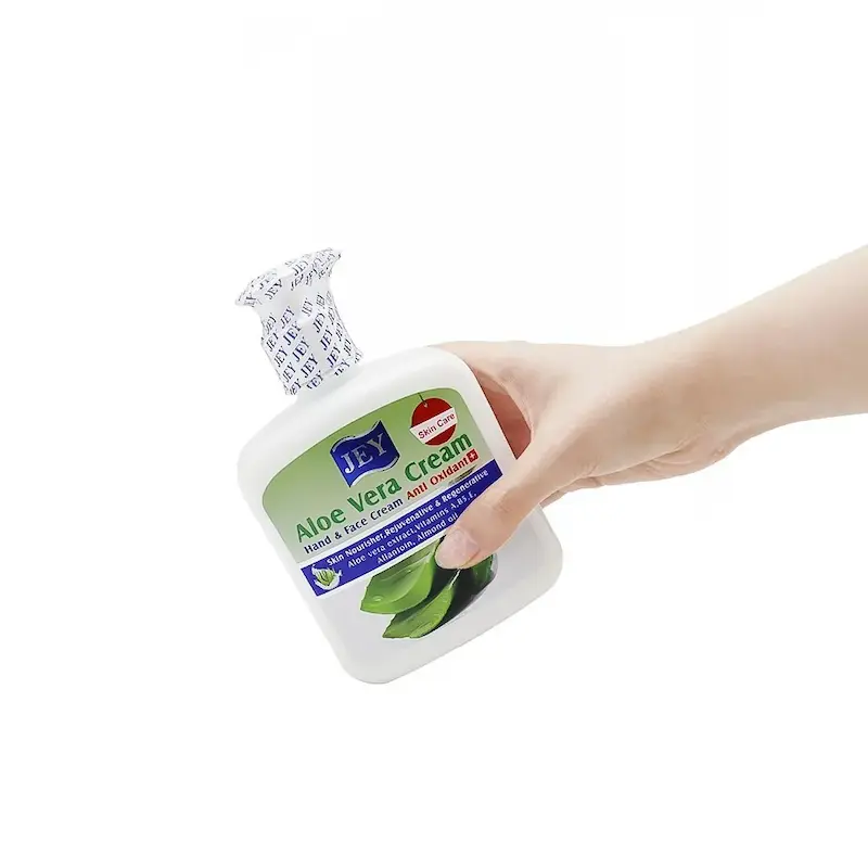 کرم پمپی مرطوب‌ کننده دست و صورت جی مدل Aloe Vera حجم 450 میلی‌لیتر