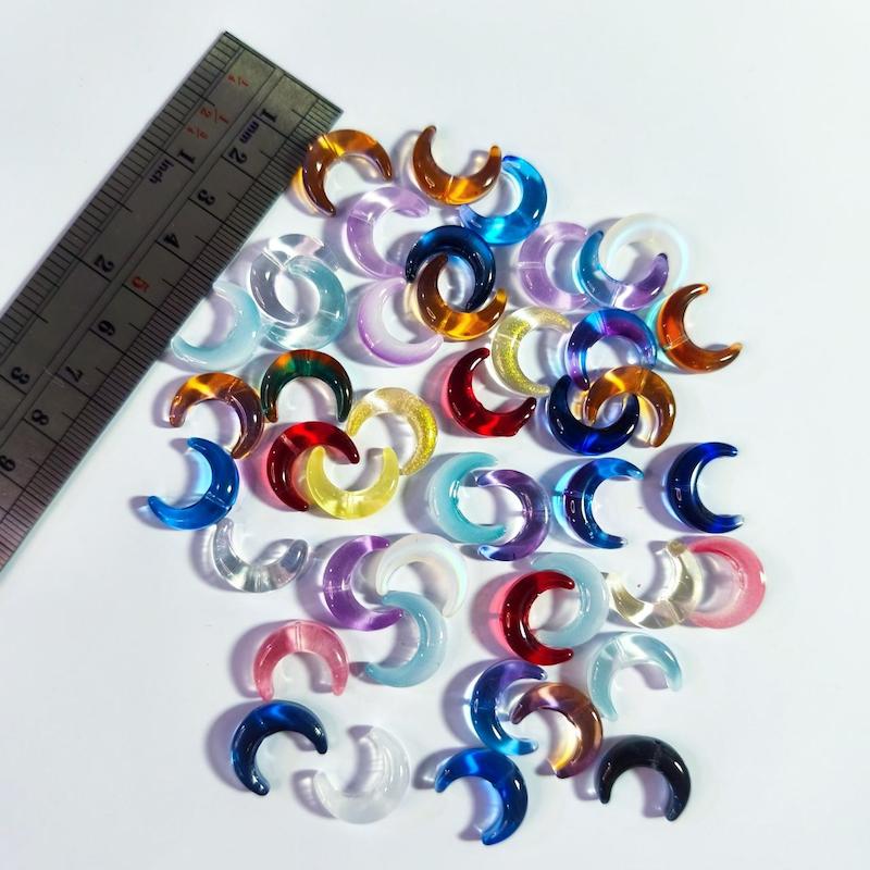 ماه شیشه ایی