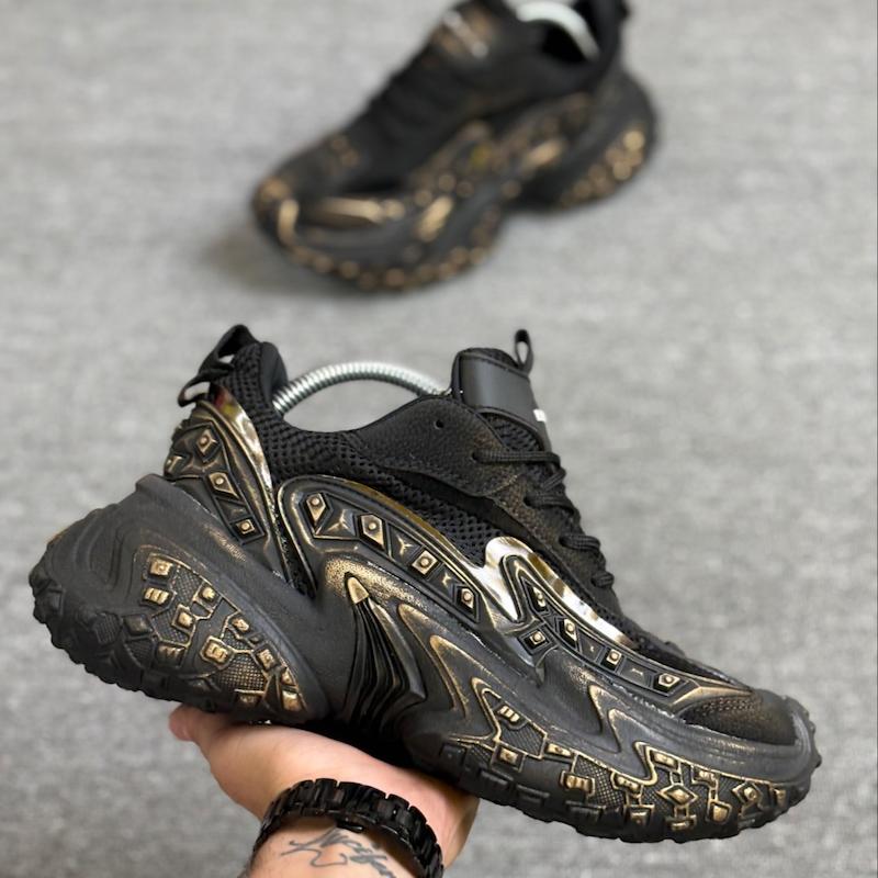 کتونی بالنسیاگا کاستوم