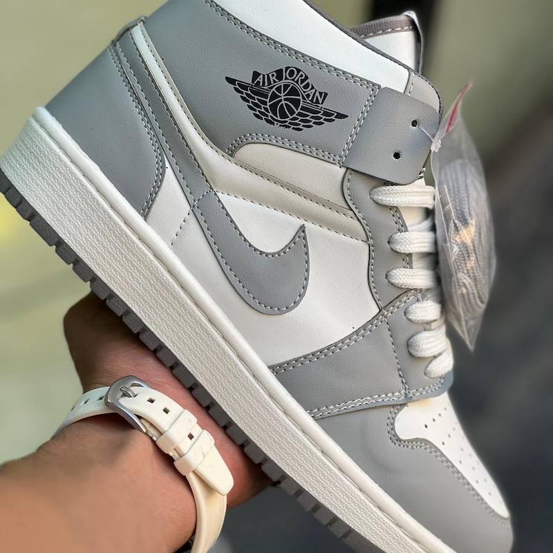 کتونی نایک ساق دار رنگ سفید طوسی