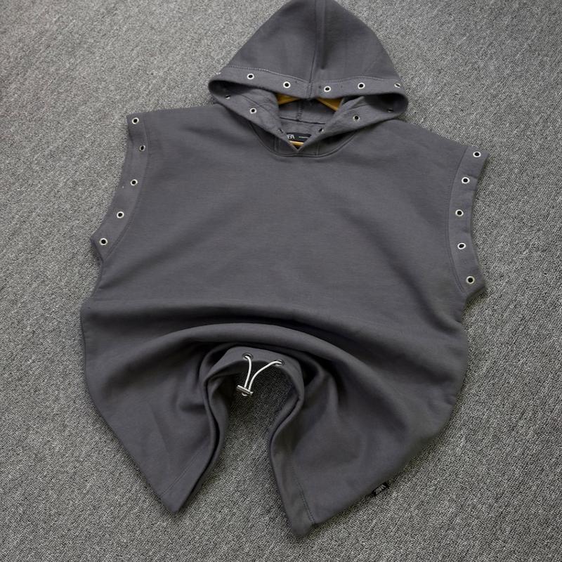 وست کلاه دار رنگ طوسی