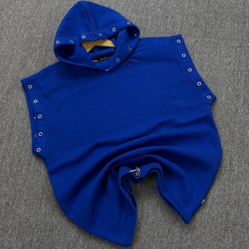 وست کلاه دار رنگ آبی