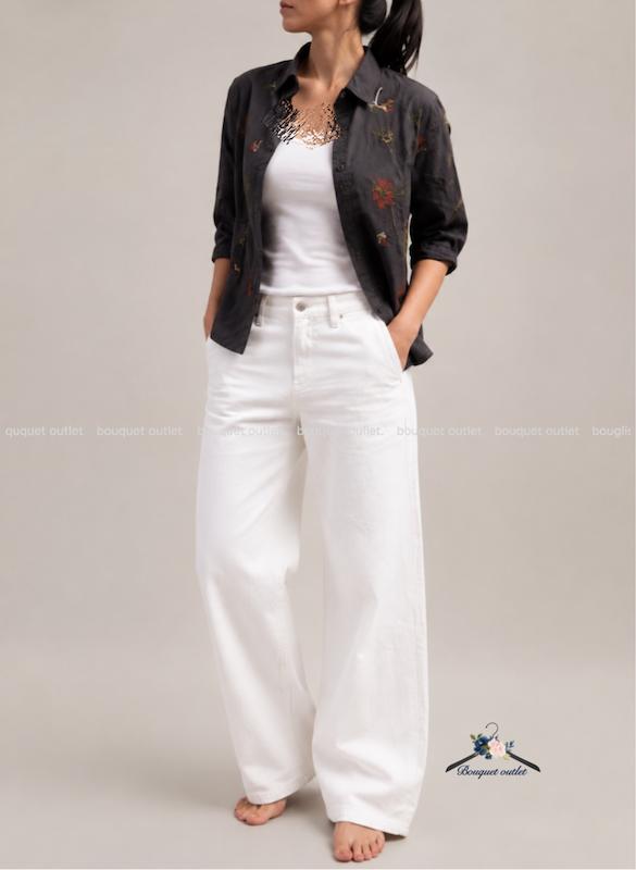 شومیز مشکی گلدوزی Bershka