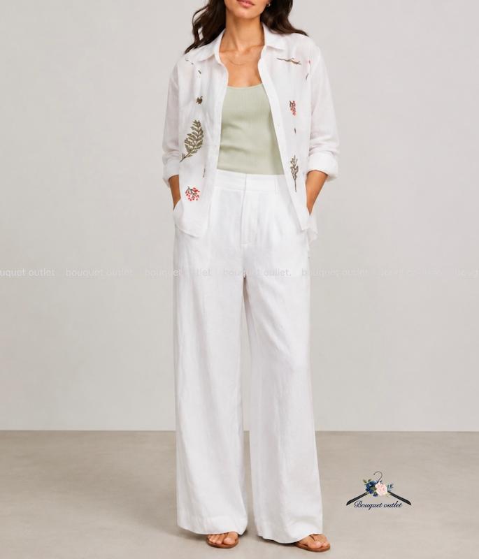 شومیز سفید گلدوزی Bershka
