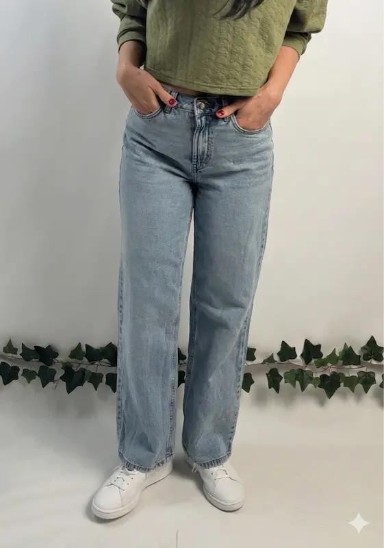 شلوار جین نیم بگ‌