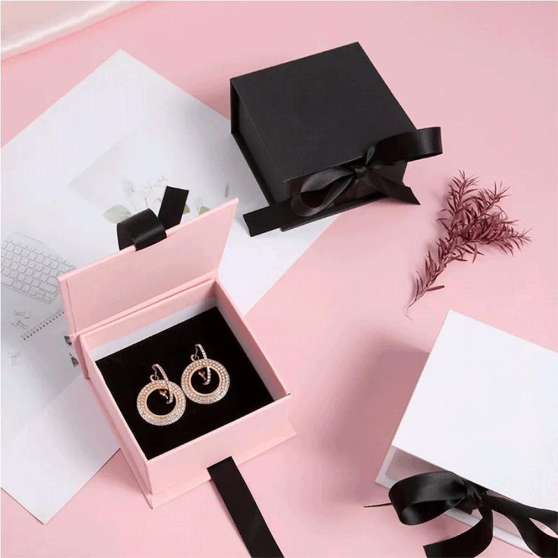 جعبه طلا  کتابی ربان دار (هاردباکس)